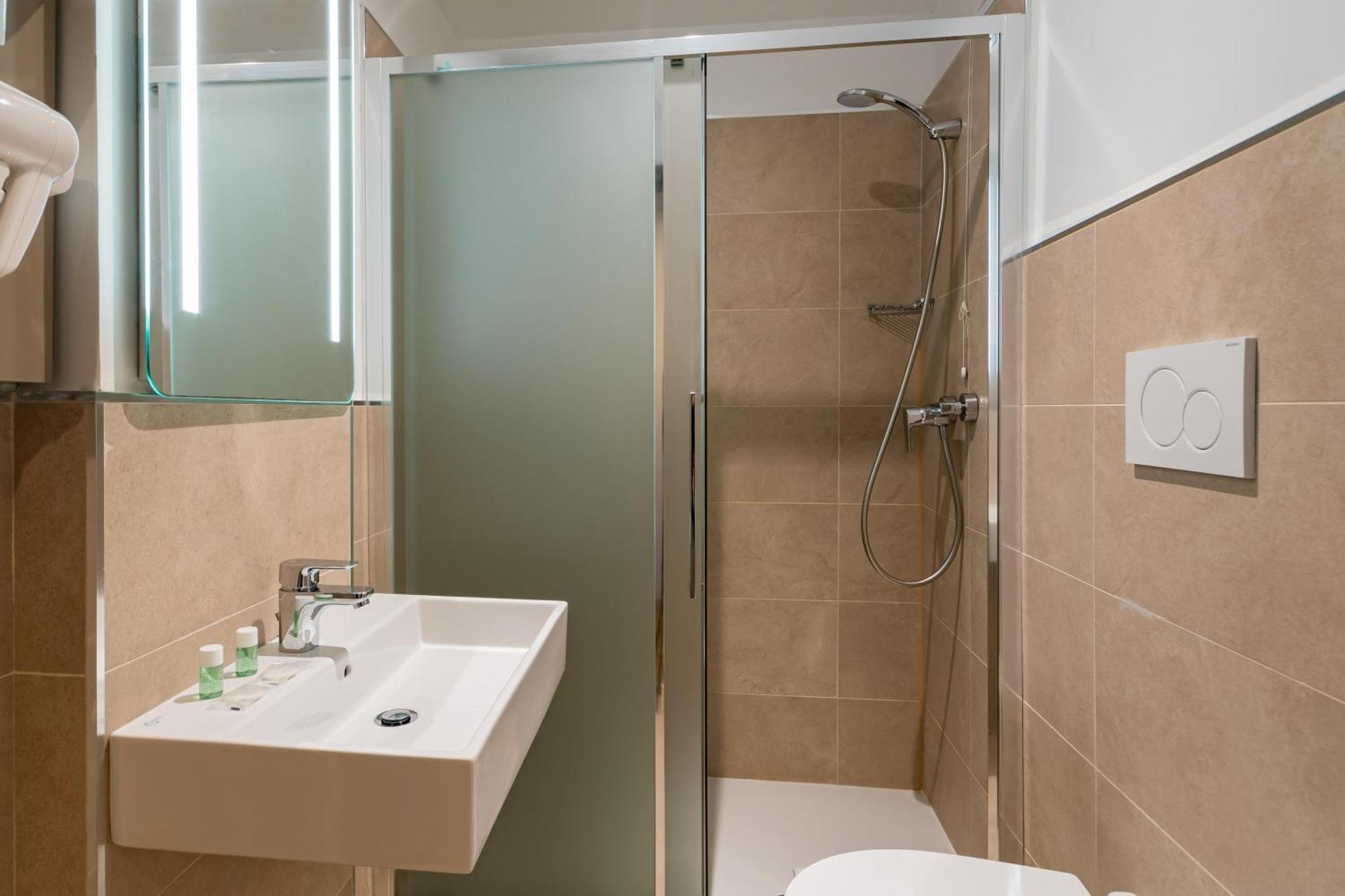 B&B Hotel Roma Pietralata Tiburtina Exteriör bild